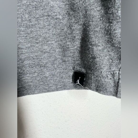 Kids Nike Air Jordan DRI-FIT T-Shirt Size XL  Gray Black LET THERE BE FLIGHT - Picture 5 of 9